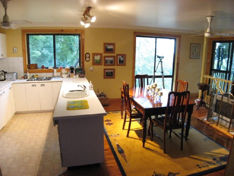 16 Merlin St, The Oaks NSW 2570