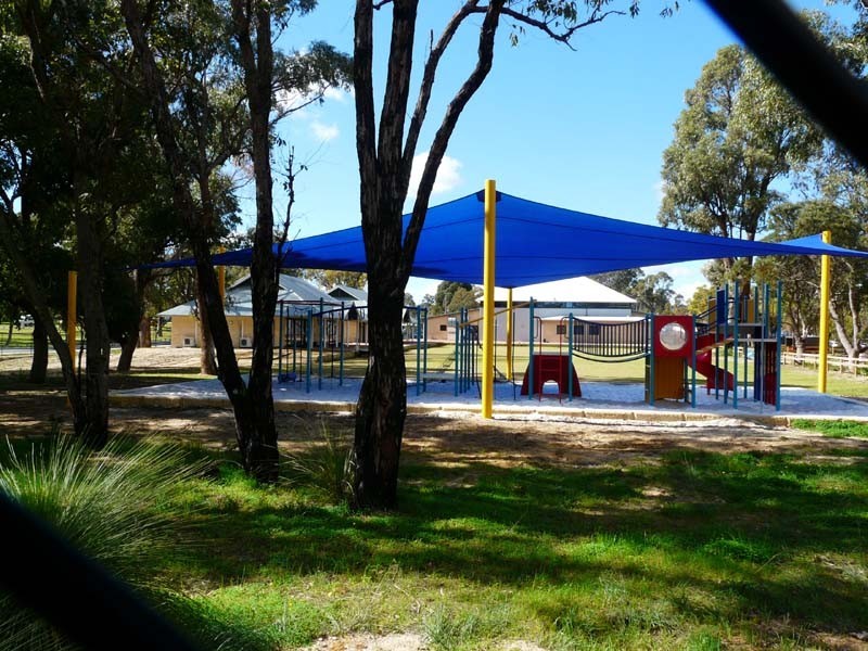 72 Summerton Road, Calista WA 6167