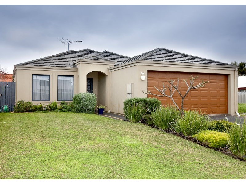 42 Birralee Loop, Innaloo WA 6018