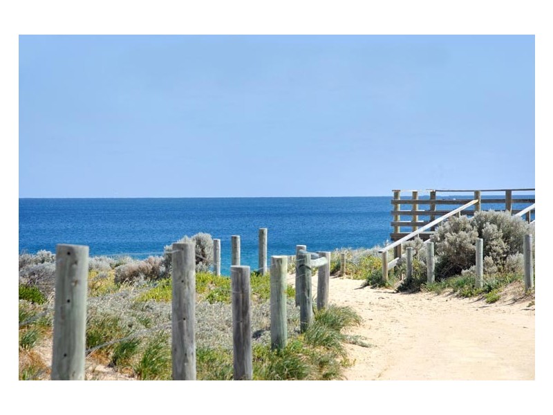 5 Clearwater Way, Singleton WA 6175