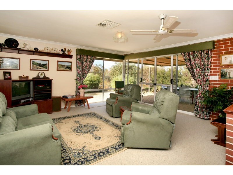 100 Crestmoor Pass, Bullsbrook WA 6084