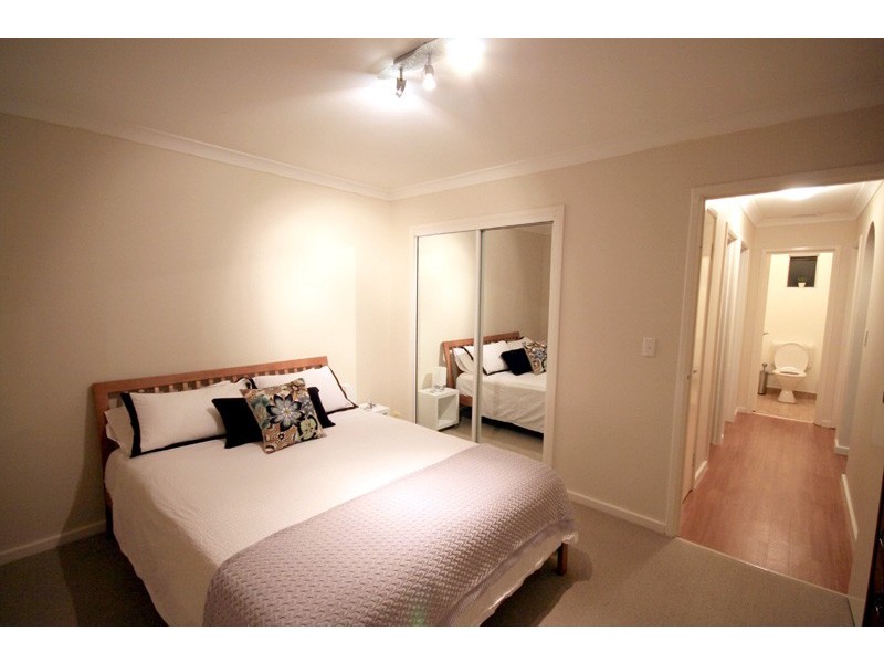 2/18 Waterloo Street, Joondanna WA 6060