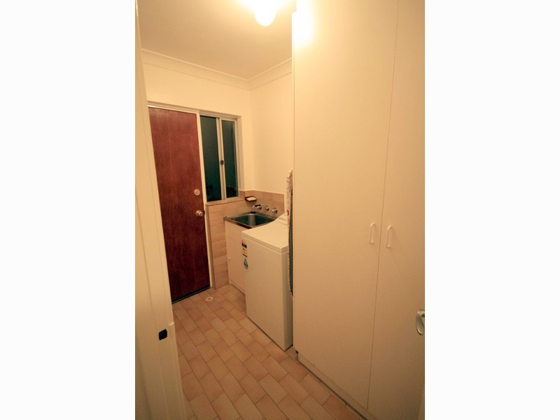 2/18 Waterloo Street, Joondanna WA 6060