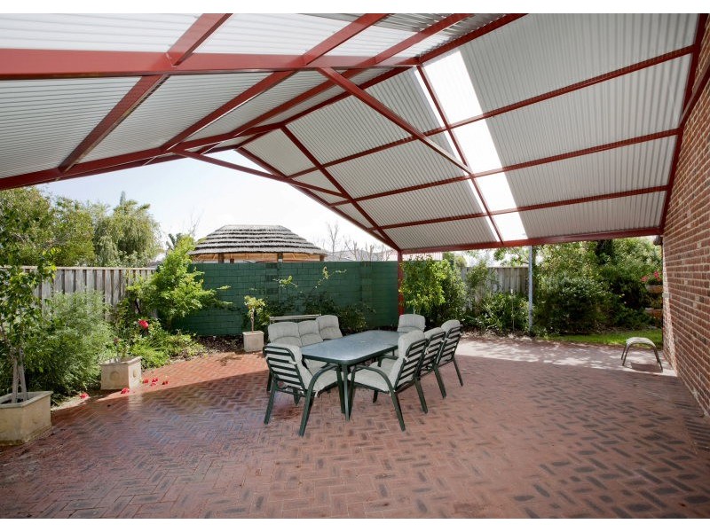 6 Dunn Court, Landsdale WA 6065