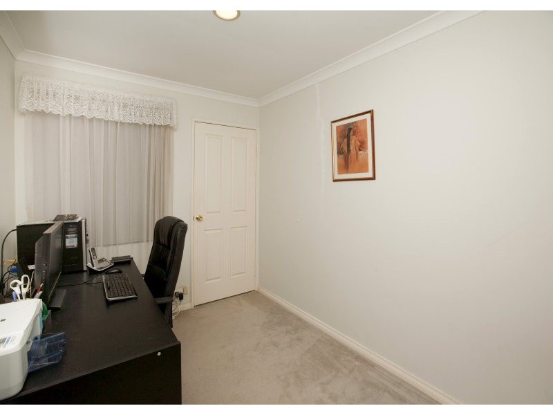 5 Lynton Street, Doubleview WA 6018