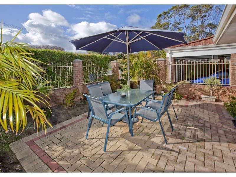 5 Lynton Street, Doubleview WA 6018
