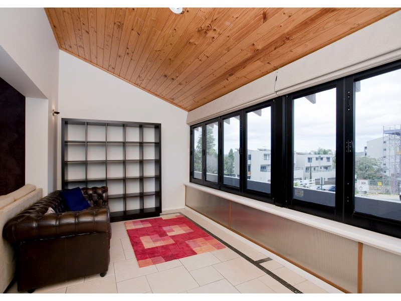 1/4 Parker Street, South Perth WA 6151