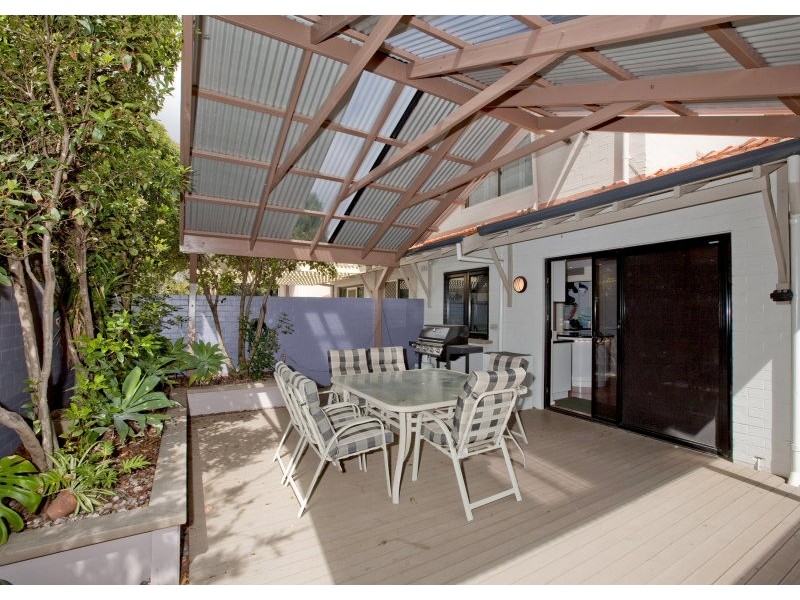 1/4 Parker Street, South Perth WA 6151