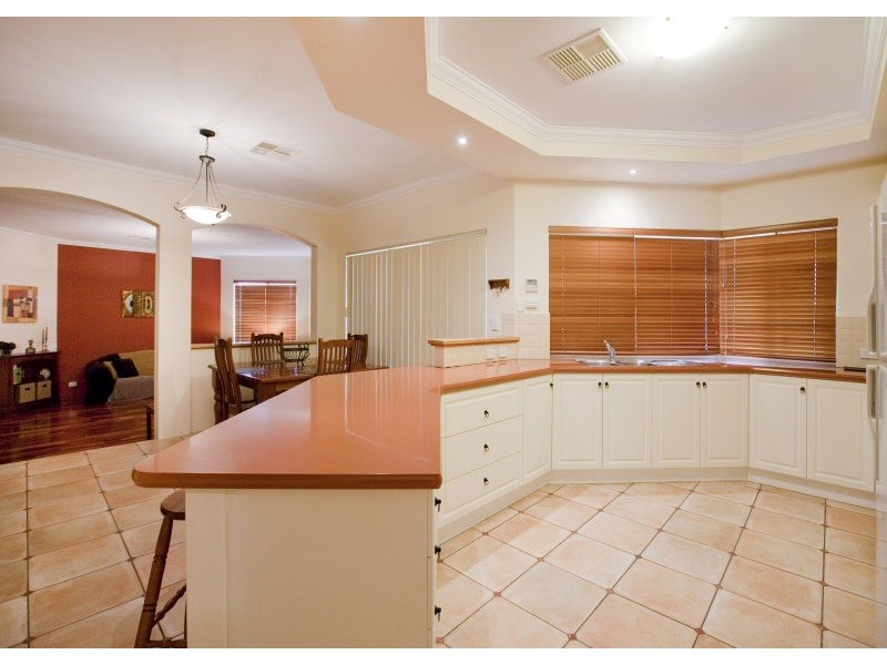 29 Hailsham Road, Nollamara WA 6061