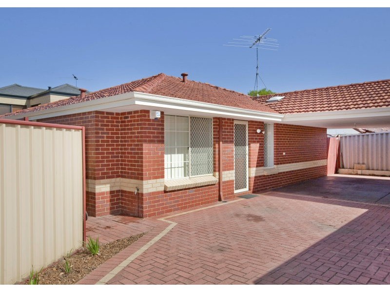 2/3 Hove Court, Nollamara WA 6061