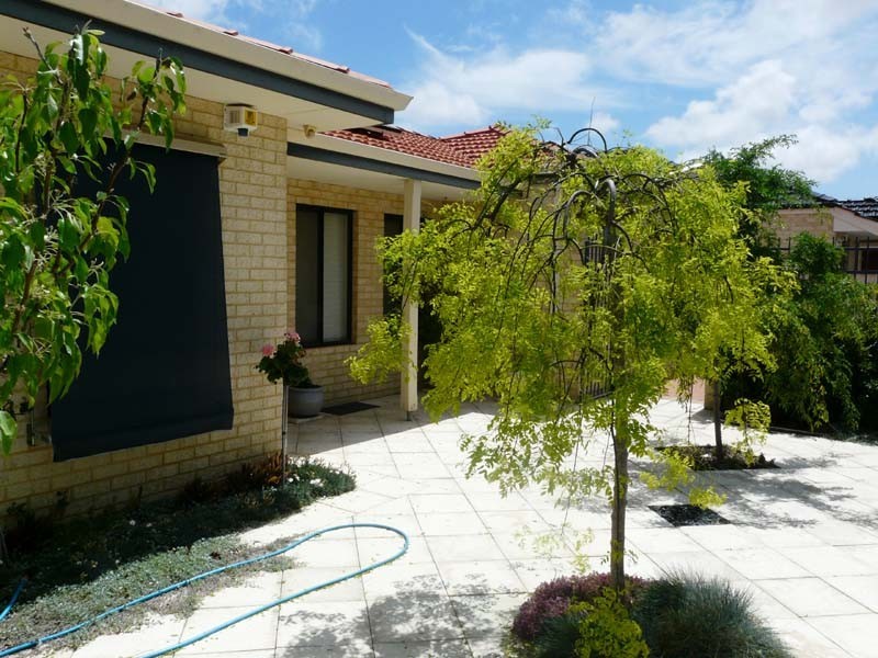 2/3 Stockman Way, Cannington WA 6107