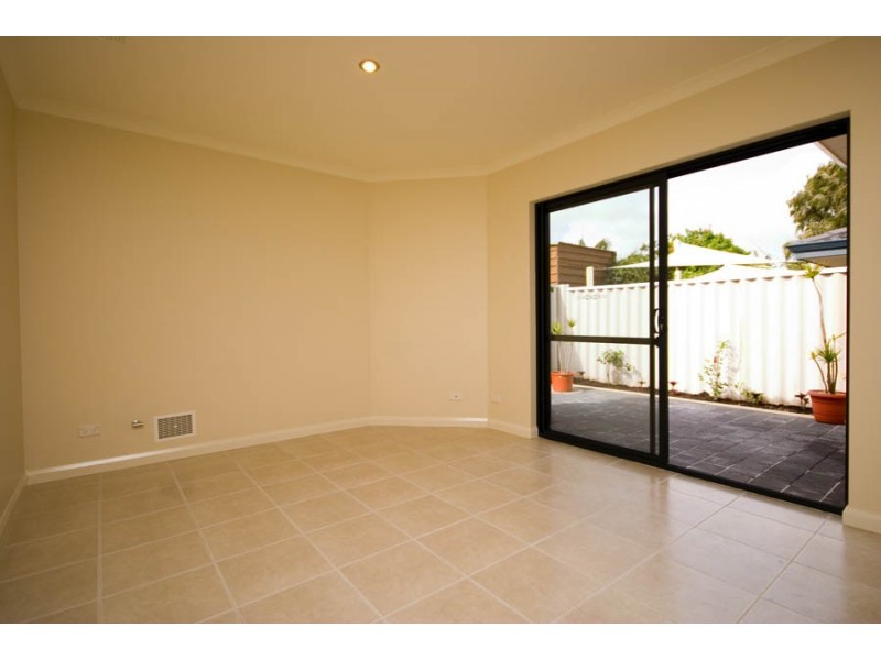 15C Penelope Place, Innaloo WA 6018