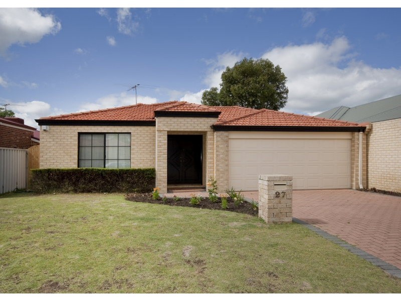27 Birralee Loop, Innaloo WA 6018