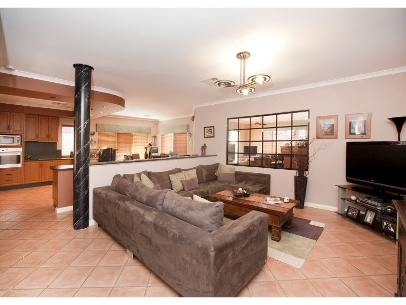 13 Lucas Loop,, Canning Vale WA 6155