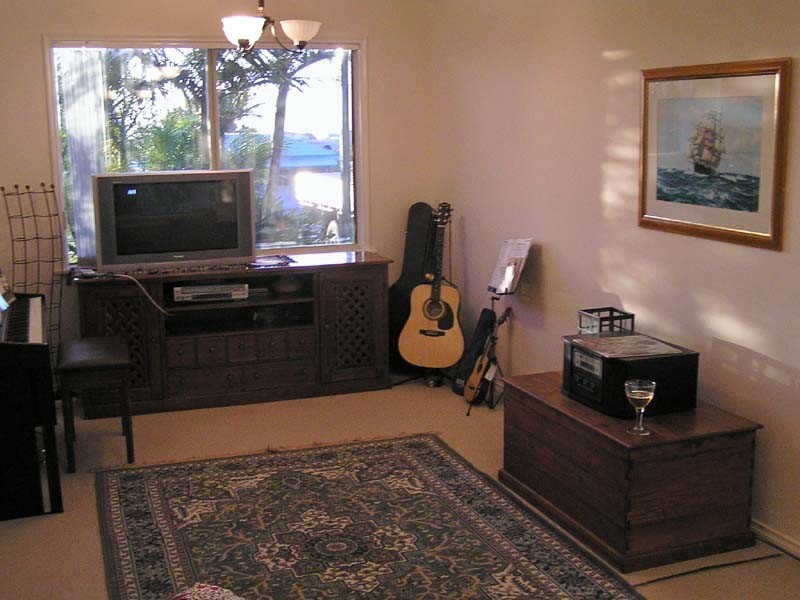 14 Larwood Elbow, Seabird WA 6042