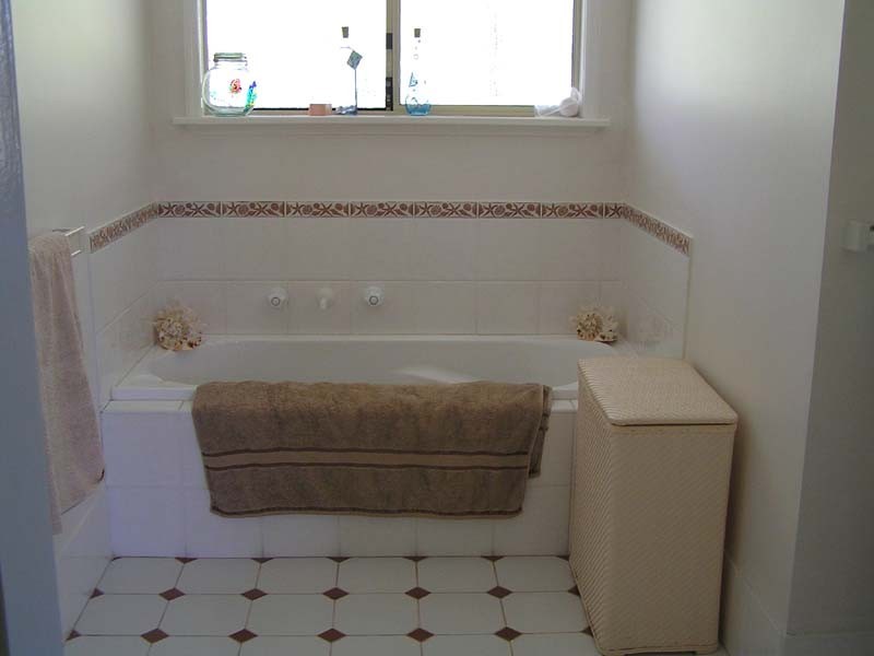 14 Larwood Elbow, Seabird WA 6042