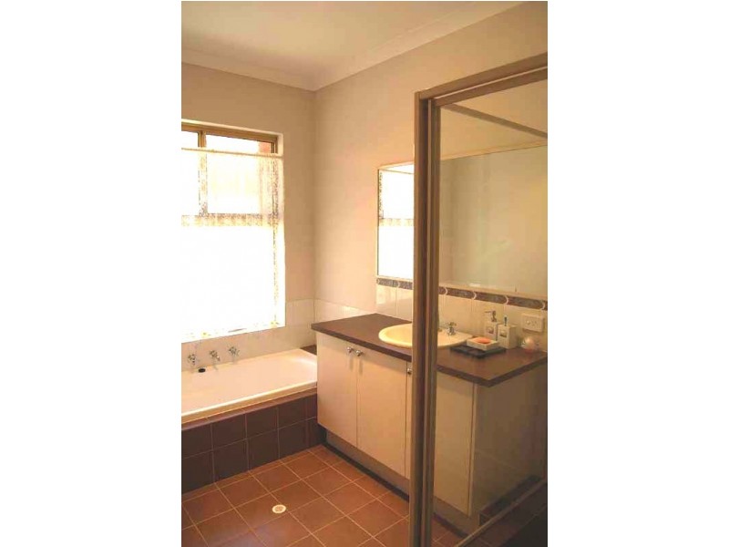 6 Cousins Turn, Baldivis WA 6171