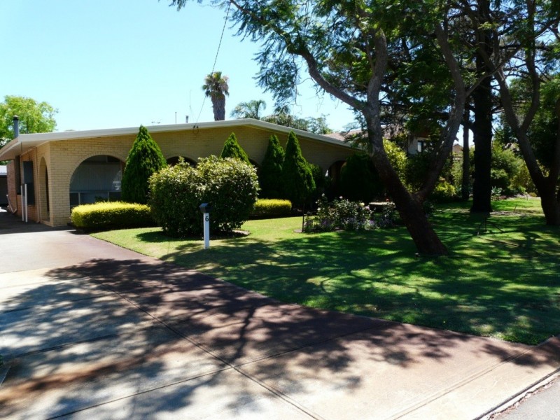 6 Linkwater Street, Shelley WA 6148