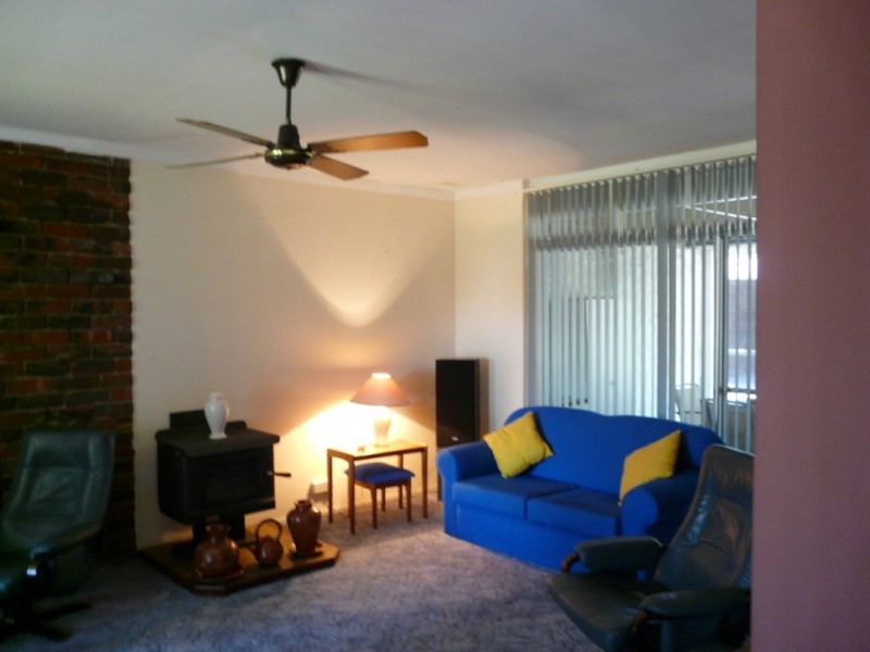 6 Linkwater Street, Shelley WA 6148