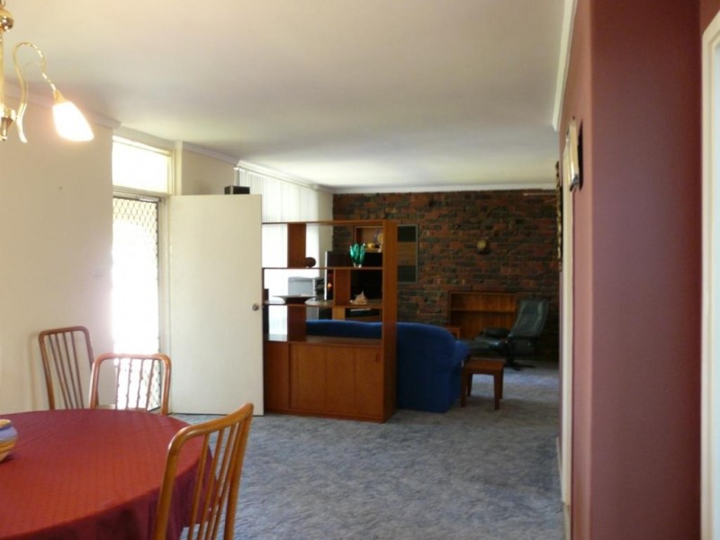 6 Linkwater Street, Shelley WA 6148