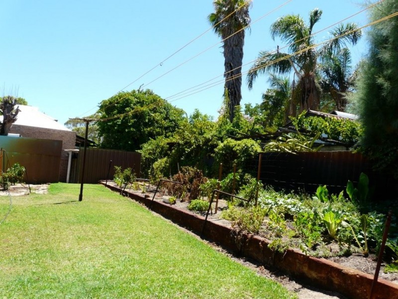 6 Linkwater Street, Shelley WA 6148