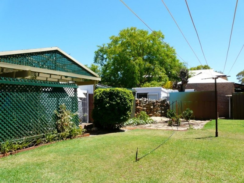 6 Linkwater Street, Shelley WA 6148