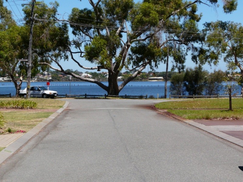 6 Linkwater Street, Shelley WA 6148