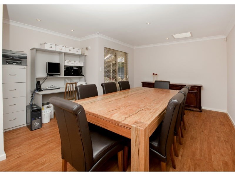 4/10 Ventnor Ave, Mount Pleasant WA 6153