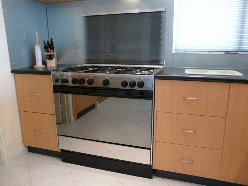 7 Lamont Court, Meadow Springs WA 6210