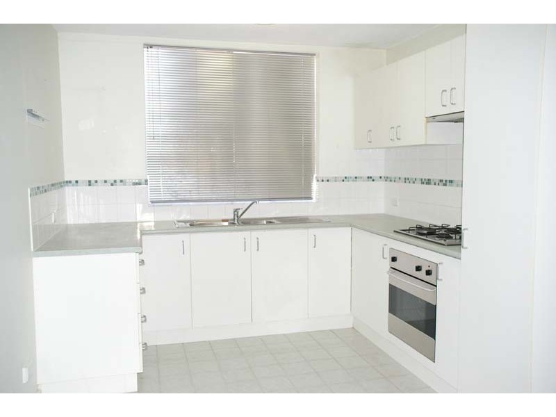 1/24 Melinga Court, Karawara WA 6152