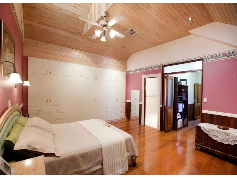 30 Toowong St, Bayswater WA 6053