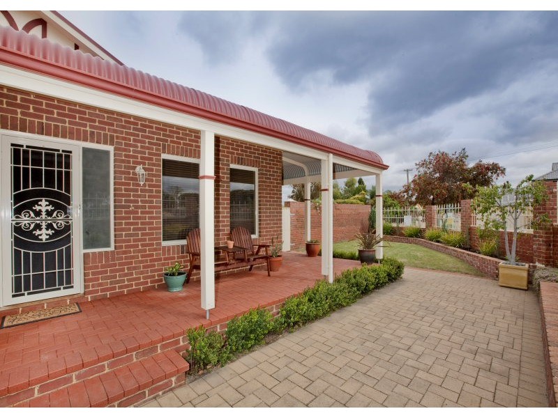 29 Hailsham Rd, Nollamara WA 6061