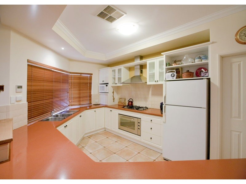 29 Hailsham Rd, Nollamara WA 6061