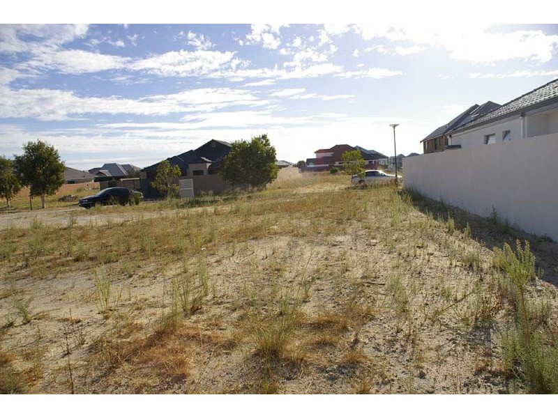 31 Erins Isle, Dudley Park,, Mandurah WA 6210