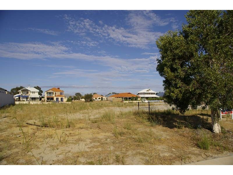 31 Erins Isle, Dudley Park,, Mandurah WA 6210
