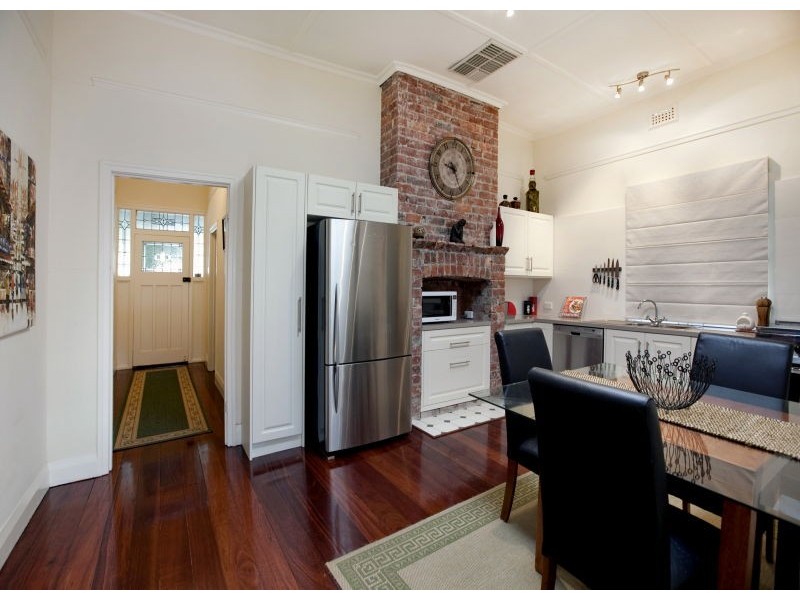 42A Carnarvon St, East Victoria Park WA 6101