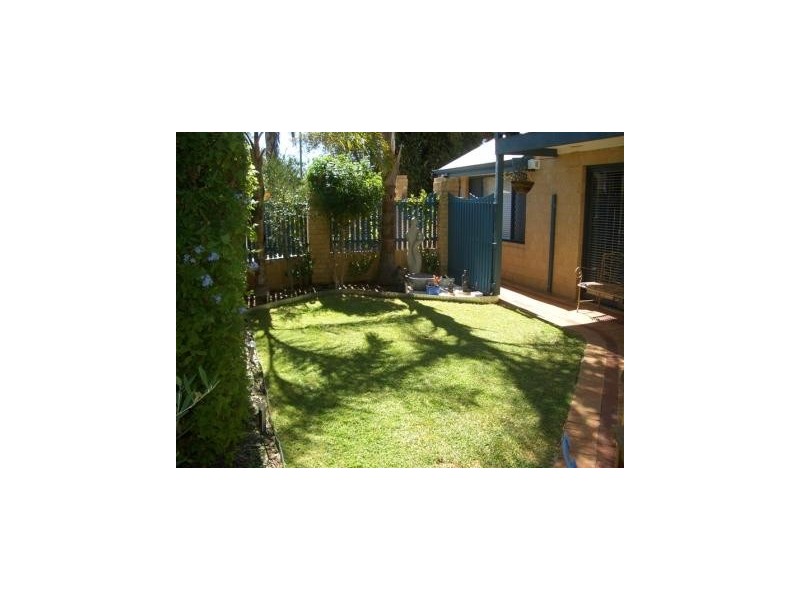 1/22 Caledonian Ave, Maylands WA 6051