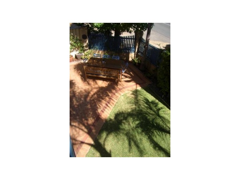 1/22 Caledonian Ave, Maylands WA 6051