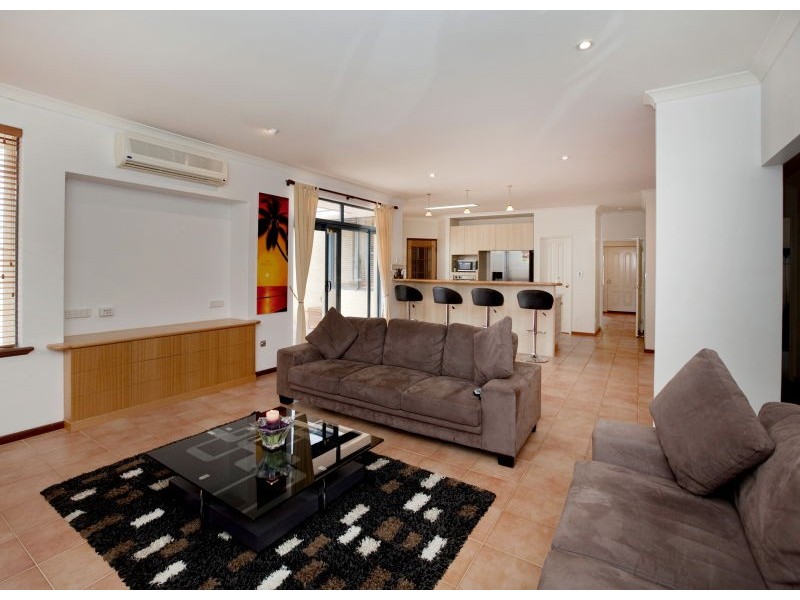 10B Marr St, Myaree WA 6154