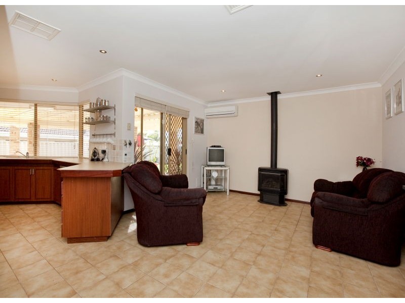 3 Rosewood Crescent, Dianella WA 6059