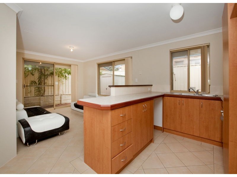 1/17 Pollock St, Bentley WA 6102