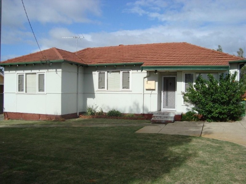 392 Knutsford Ave, Kewdale WA 6105