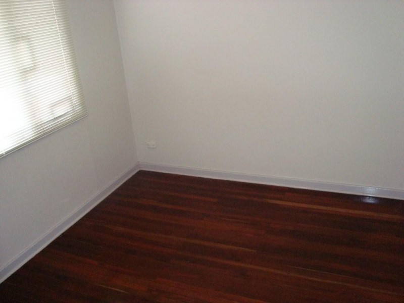 392 Knutsford Ave, Kewdale WA 6105