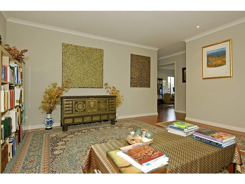 25B Henley Road, Mount Pleasant WA 6153