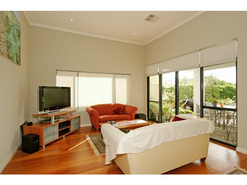 25B Henley Road, Mount Pleasant WA 6153