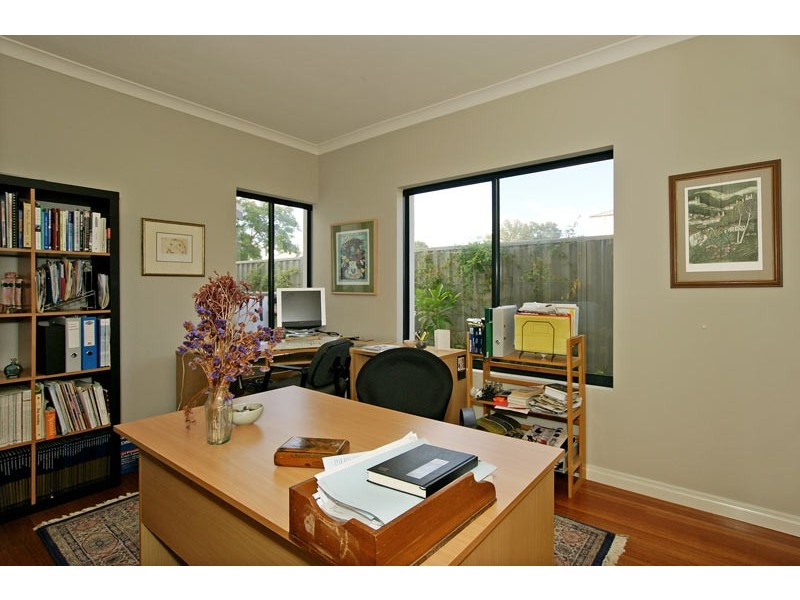 25B Henley Road, Mount Pleasant WA 6153