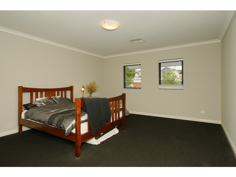 25B Henley Road, Mount Pleasant WA 6153