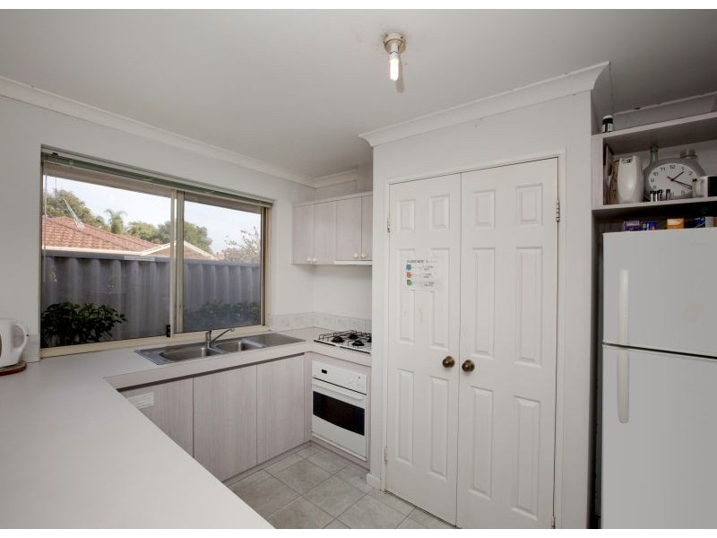 20A Westland Place, Waterford WA 6152