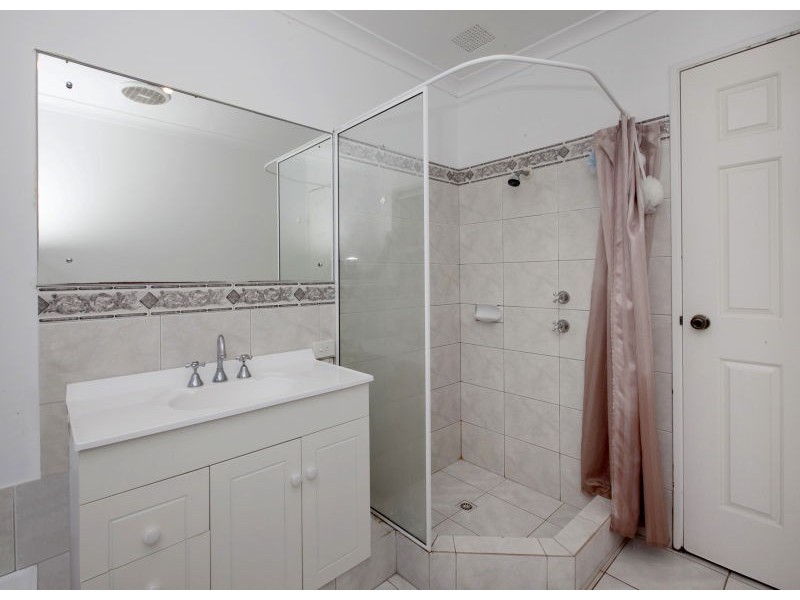 20A Westland Place, Waterford WA 6152