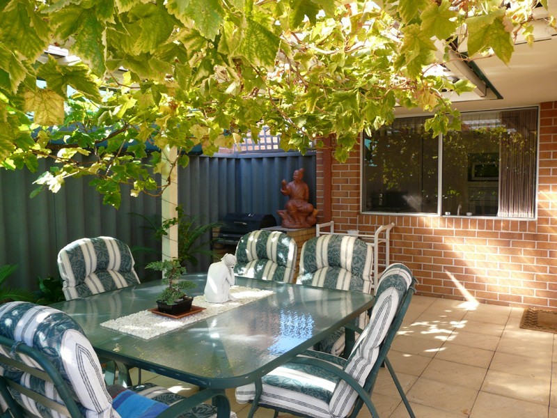 18 Towncentre Drive, Thornlie WA 6108